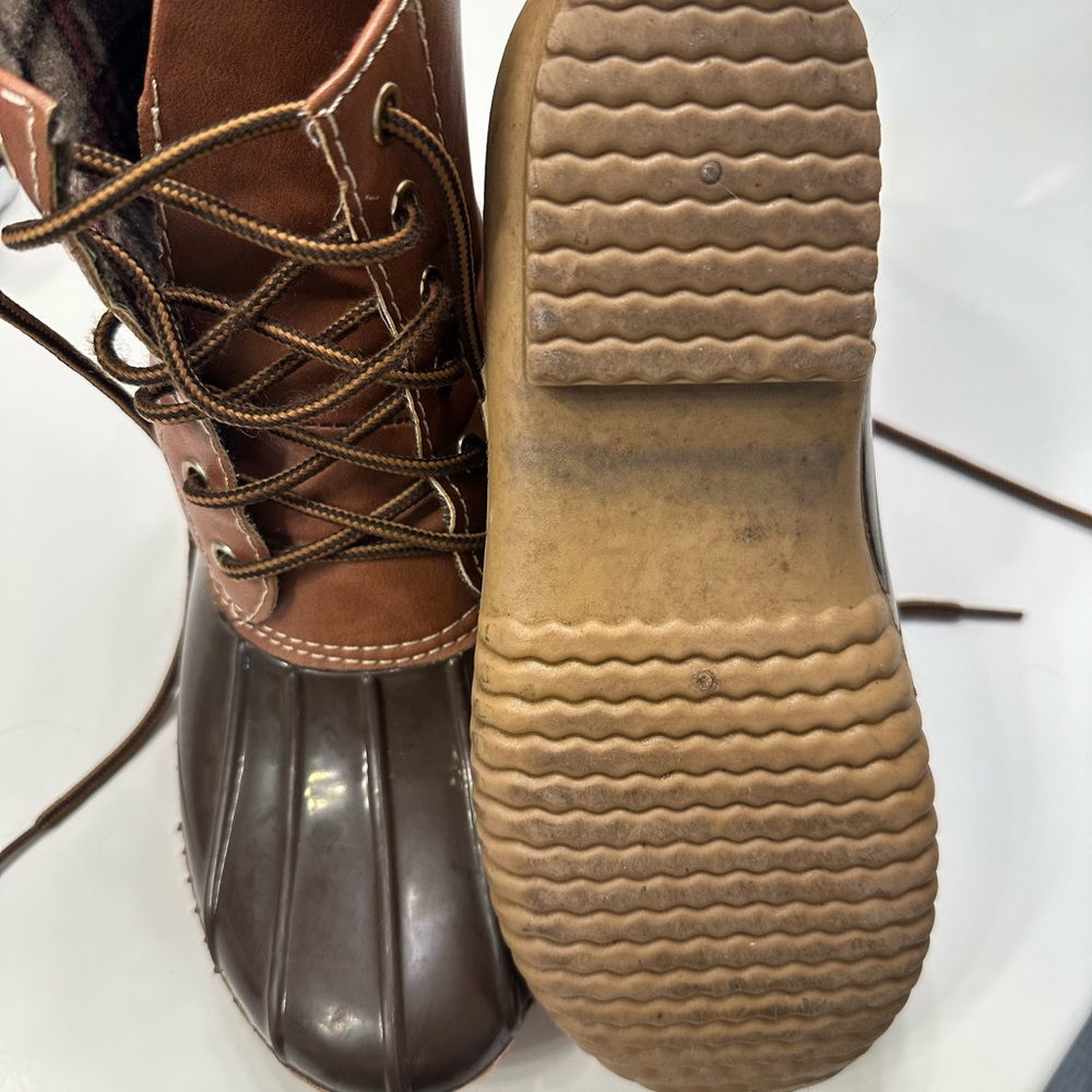 Women’s Duck boots with flannel lining. Size 6.5 - Picture 3 of 3